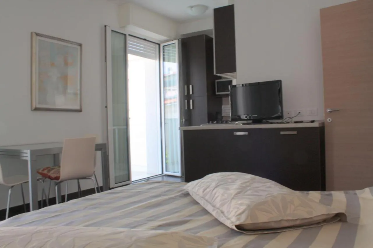 Semesterbostad Casa Vacanze Aurora Centro Rimini