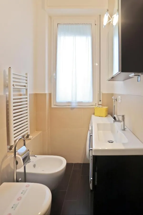 Semesterbostad Casa Vacanze Aurora Centro Rimini Italien