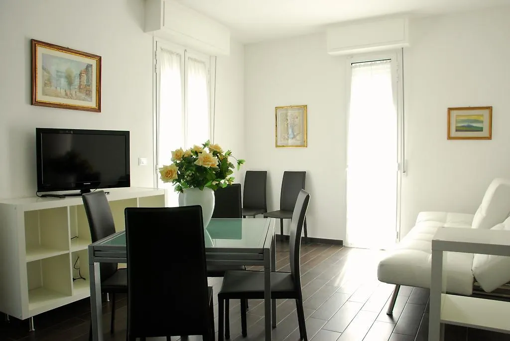 Semesterbostad Casa Vacanze Aurora Centro Rimini